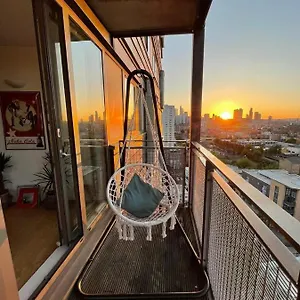  Apartment Whitechapel Two Bedroom Luxury - Free Private Parking - Views