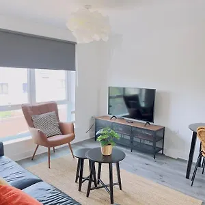 Noah By Koya Homes - 2-bed Apartment, Stadium View & Free Parking , Cardiff United Kingdom